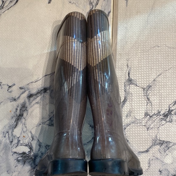 Burberry Mega Check☑️Smokey Grey Boots RARE & Beautiful! 🔥GUC 38 EU, 7.5-8🇺🇸 - Picture 6 of 13